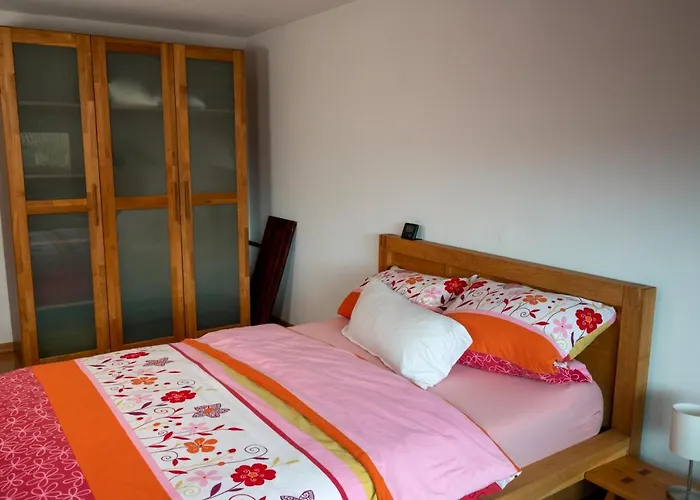 Lejlighed Yn E Homeie *